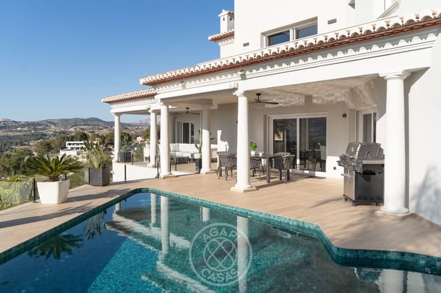 4 soverom Villa til salgs i Paichi, Teulada-Moraira med svømmebasseng garasje - € 1 995 000 (Ref: 9752488)