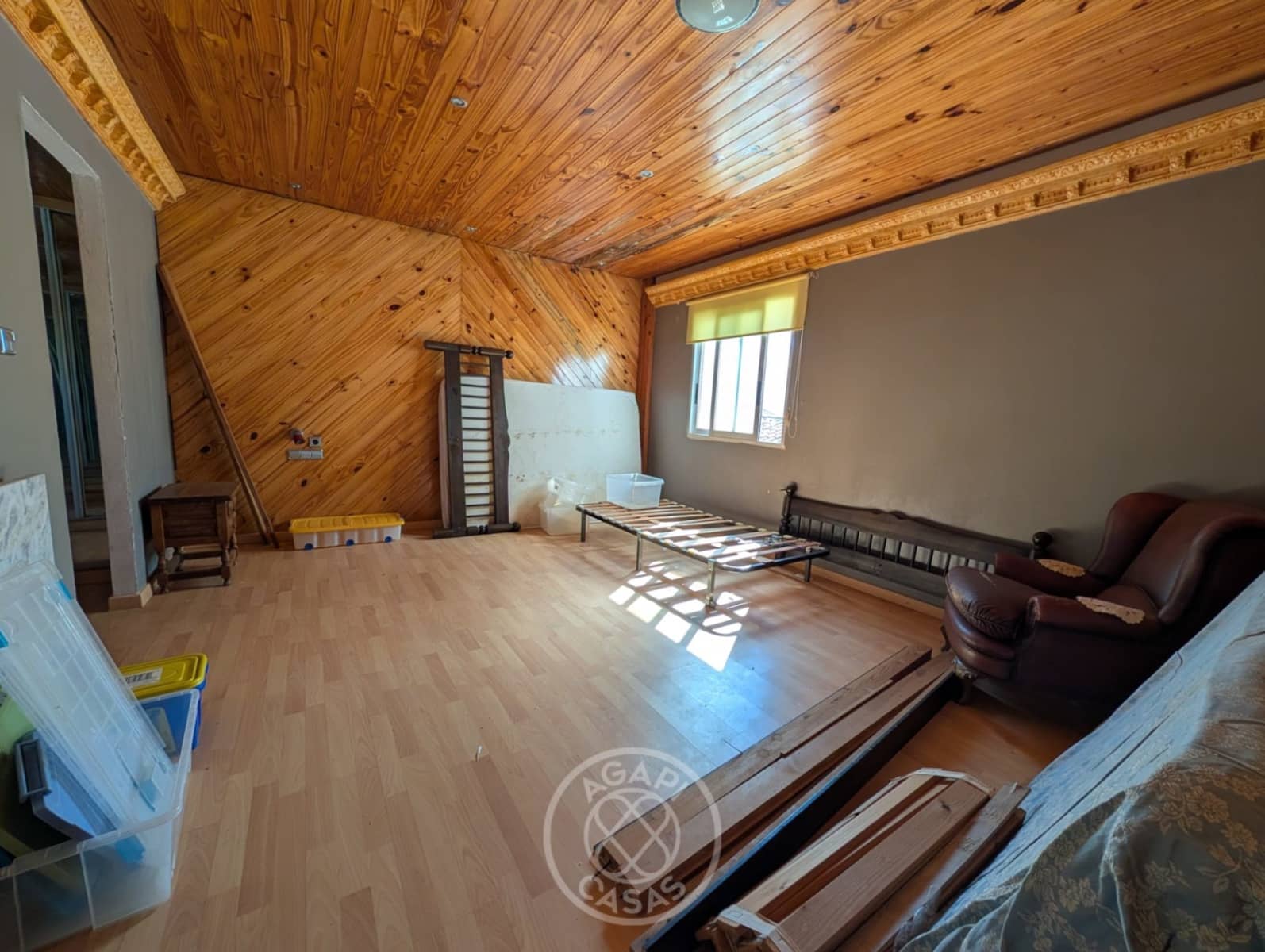 7 quarto Casa em Banda para venda em Pego com garagem - 325 000 € (Ref: 9783747)