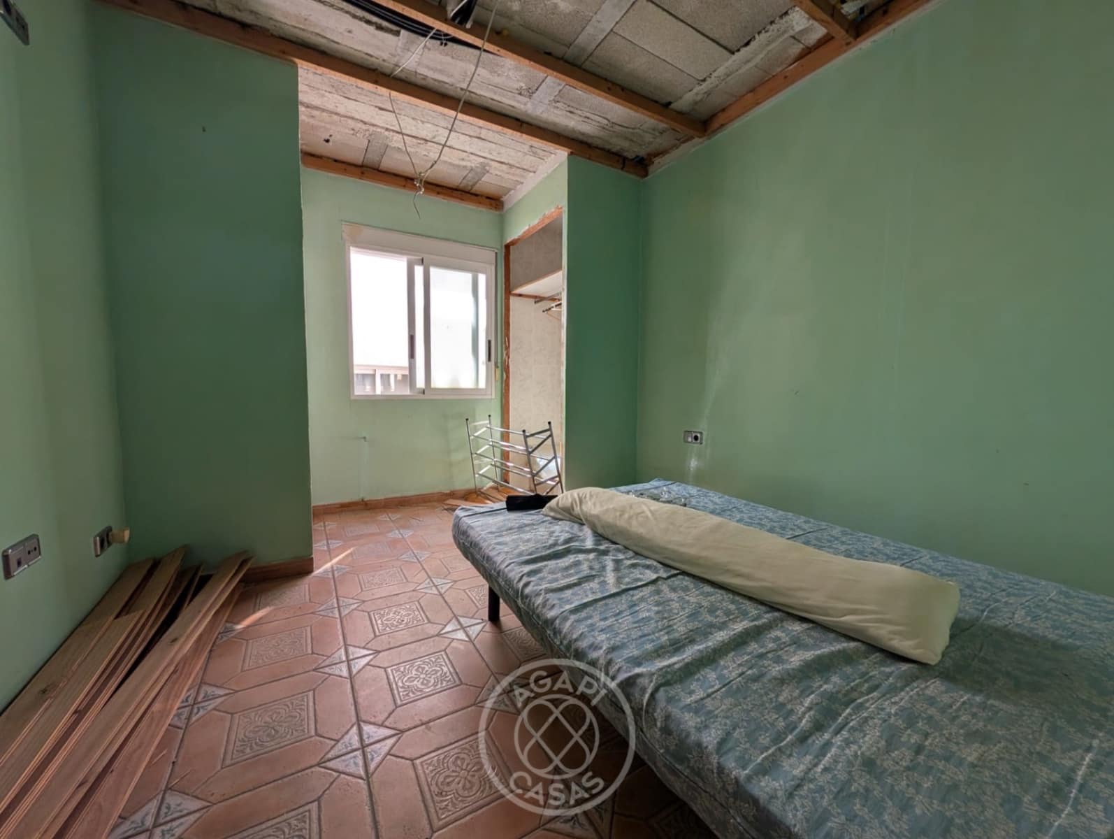 7 quarto Casa em Banda para venda em Pego com garagem - 325 000 € (Ref: 9783747)