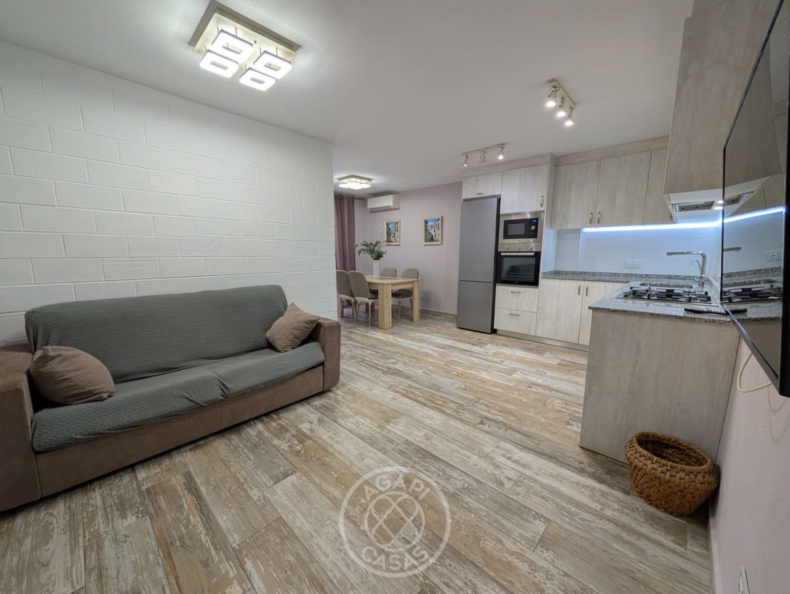 3 bedroom Apartment for sale in Denia - € 279,000 (Ref: 9821482)