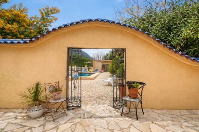 5 sypialnia Finka/Dom wiejski na sprzedaż w Castell de Castells z basenem garażem - 495 000 € (Ref: 9827666)