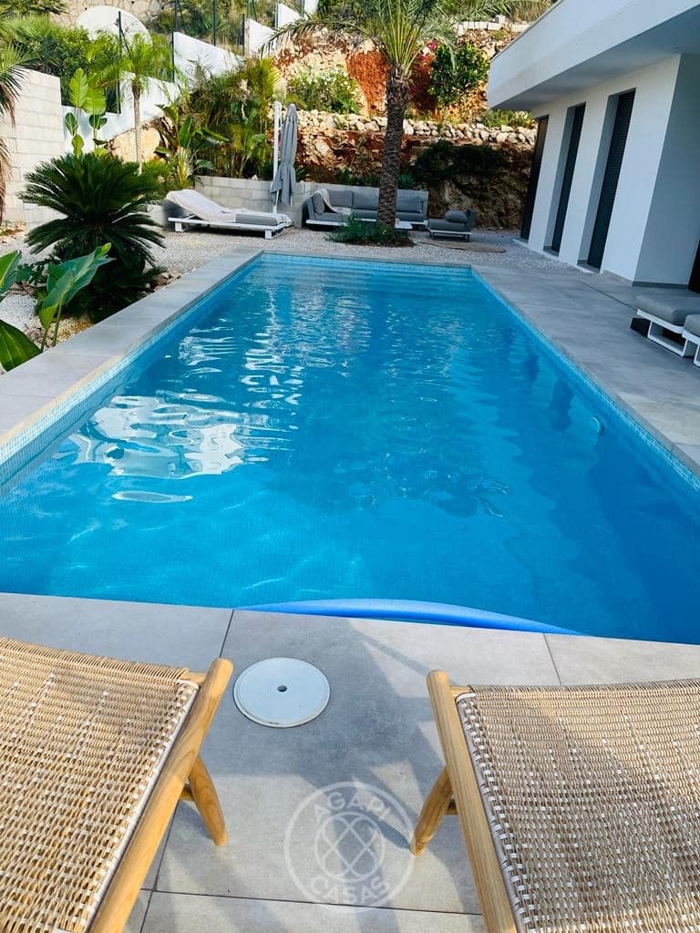 3 slaapkamer Villa te koop in Pedreguer met garage - € 728.000 (Ref: 9888244)