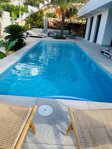 3 slaapkamer Villa te koop in Pedreguer met garage - € 728.000 (Ref: 9888244)