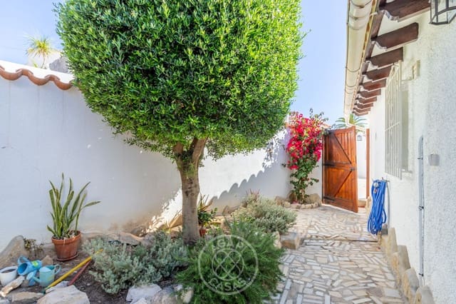 3 chambre Villa/Maison à vendre à Moraira, Teulada-Moraira avec piscine garage - 380 000 € (Ref: 9914830)