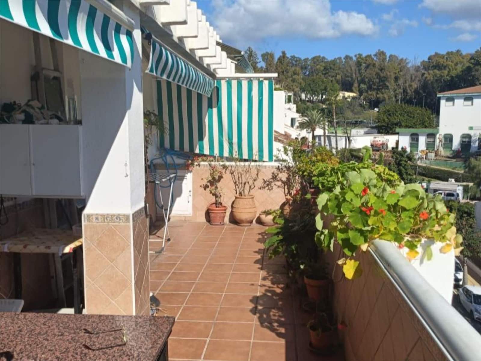 3 bedroom Penthouse for sale in Nueva Andalucia with pool garage - € 371,200 (Ref: 8856738)
