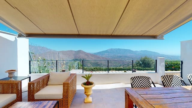 3 sovrum Hus att hyra i Ojen med pool garage - 2 400 € (Ref: 9004572)