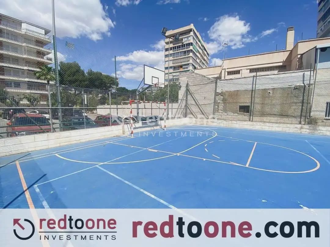 3 Zimmer Wohnung zu verkaufen in Alicante / Alacant Stadt mit Pool Garage - 365.000 € (Ref: 10144775)