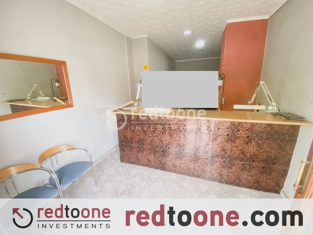 Erhverv til salg i Alicante by - € 130.000 (Ref: 10144776)