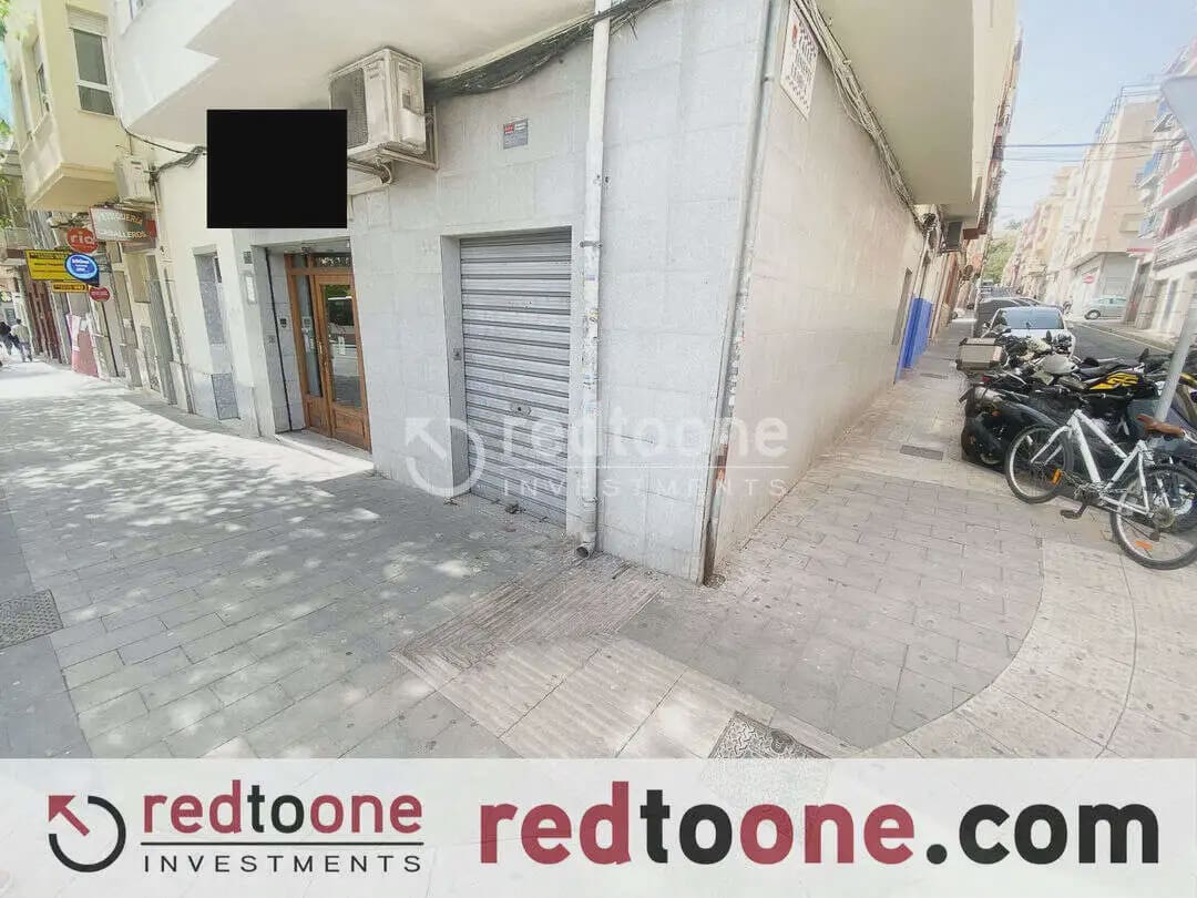 Erhverv til salg i Alicante by - € 130.000 (Ref: 10144776)