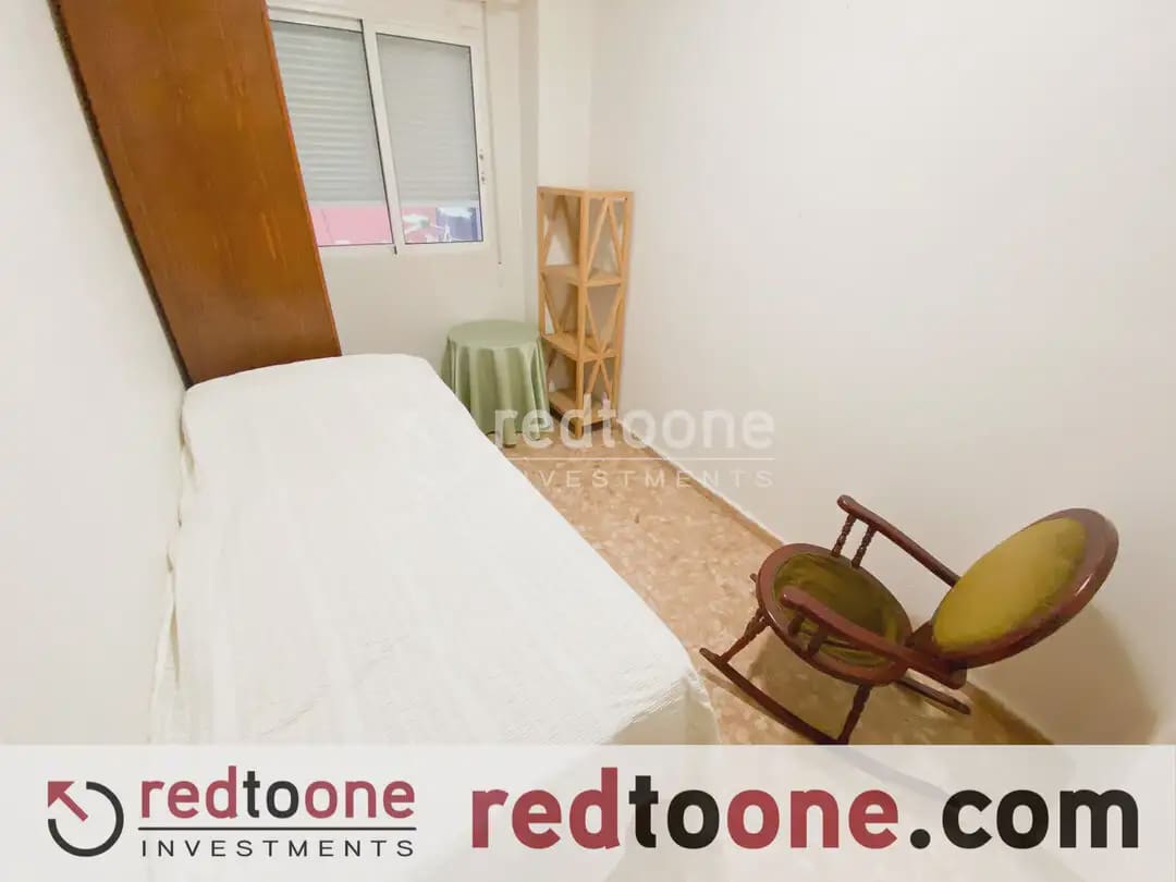 3 bedroom Flat for rent in Alicante / Alacant city - € 1,200 (Ref: 10144777)
