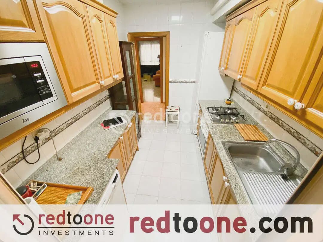 3 bedroom Flat for rent in Alicante / Alacant city - € 1,200 (Ref: 10144777)
