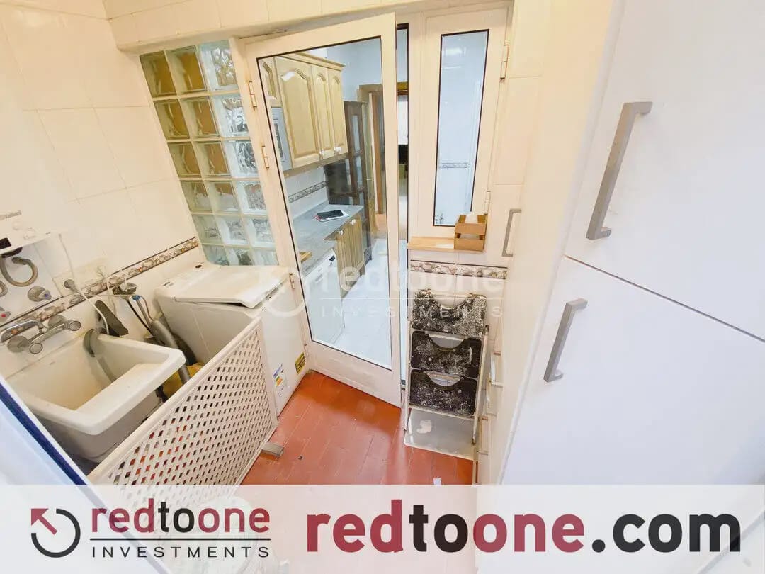 3 bedroom Flat for rent in Alicante / Alacant city - € 1,200 (Ref: 10144777)