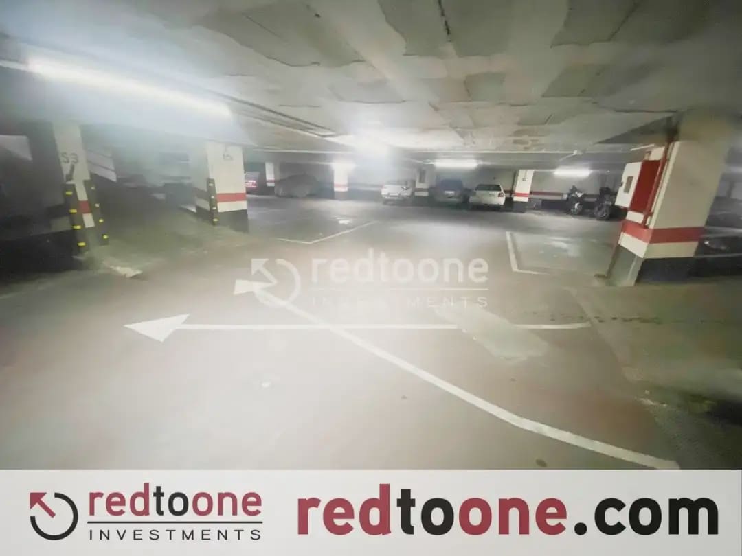 Garage te huur in Alicante stad - € 125 (Ref: 10144782)