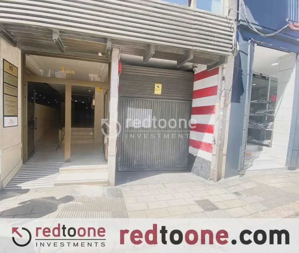 Garage te huur in Alicante stad - € 125 (Ref: 10144782)