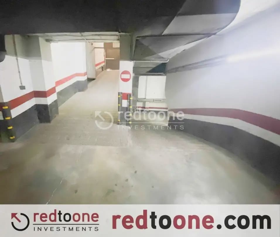 Garage te huur in Alicante stad - € 125 (Ref: 10144782)