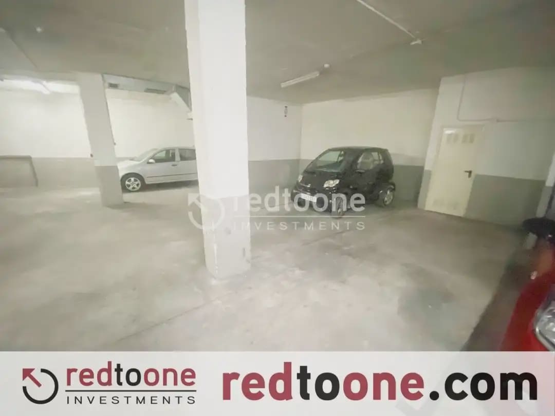 Garage te koop in Alicante stad - € 25.000 (Ref: 10144785)