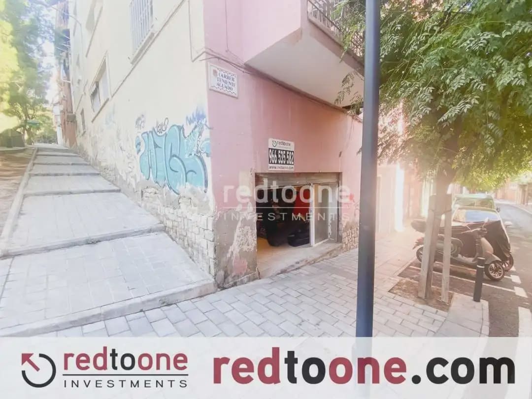 Erhverv til salg i Alicante by - € 115.000 (Ref: 10144787)