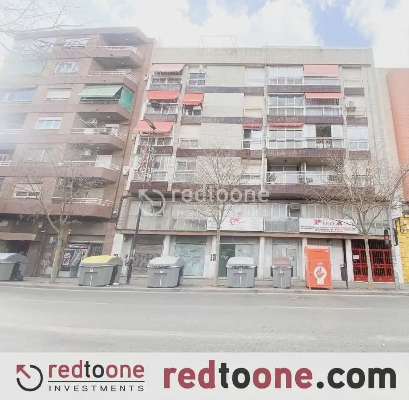 Kontor til salgs i Alicante by - € 275 000 (Ref: 10144796)