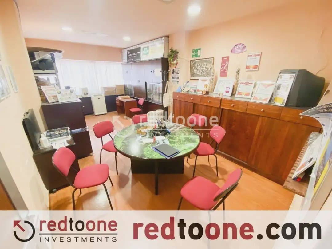 Kontor til salgs i Alicante by - € 275 000 (Ref: 10144796)