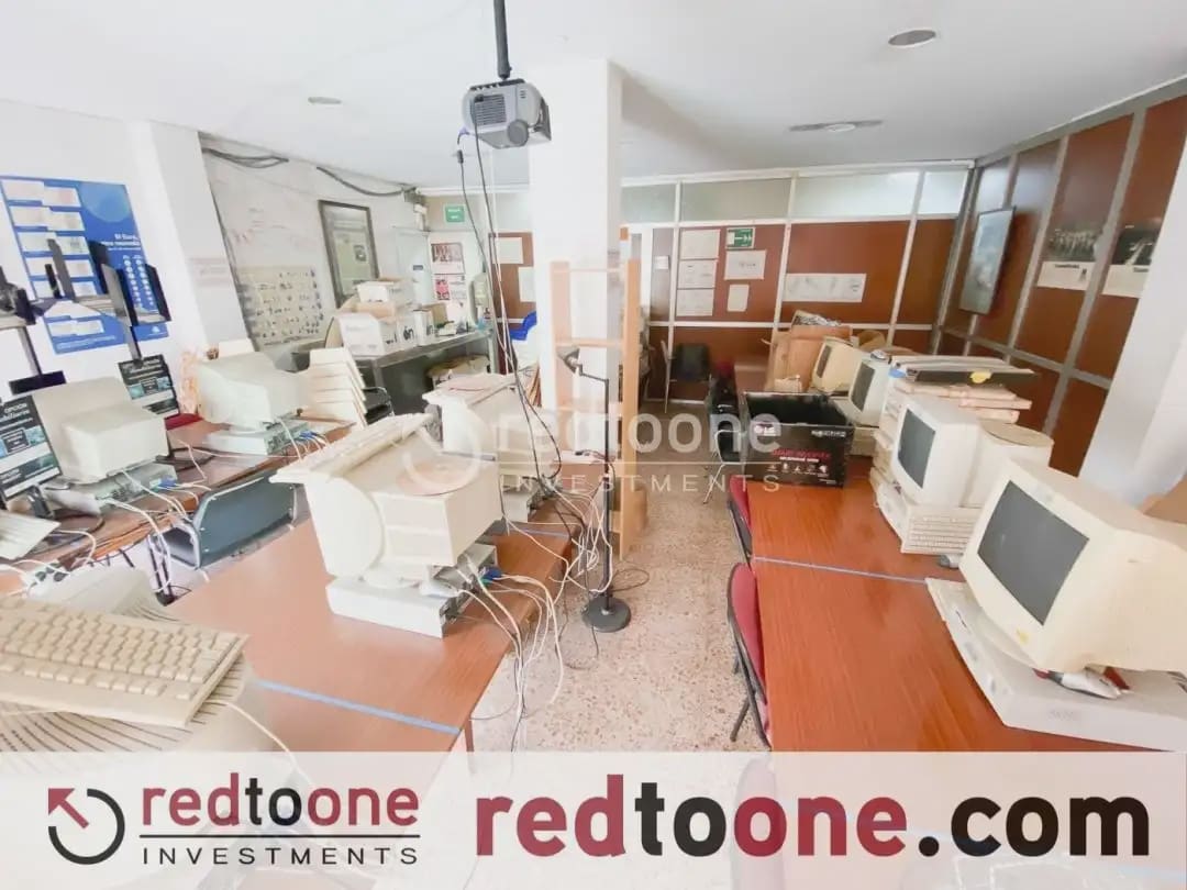 Kontor til salgs i Alicante by - € 275 000 (Ref: 10144796)