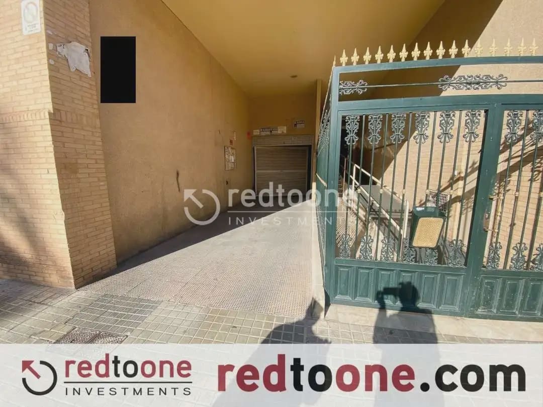 Garage for sale in Elche / Elx - € 16,000 (Ref: 10144797)