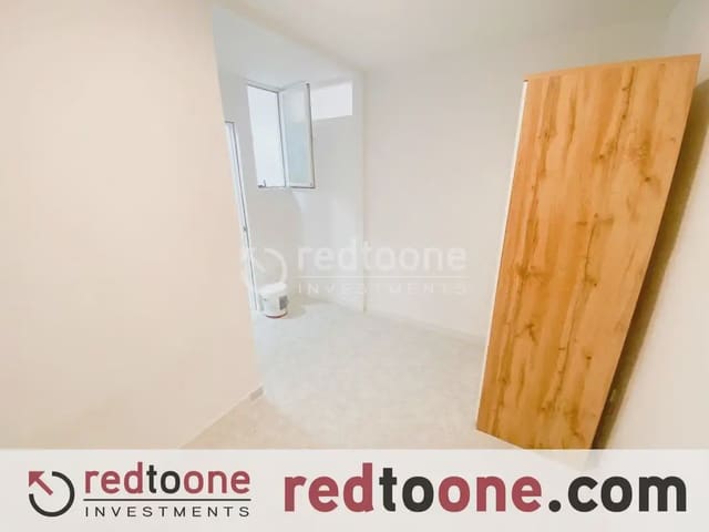 Commercieel te koop in Pla de Bon Repos, Alicante stad - € 158.500 (Ref: 10144799)