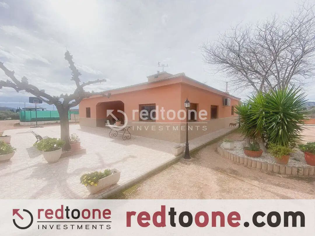 7 soveværelse Finca/Landehus til salg i Novelda med swimmingpool garage - € 489.000 (Ref: 10144801)