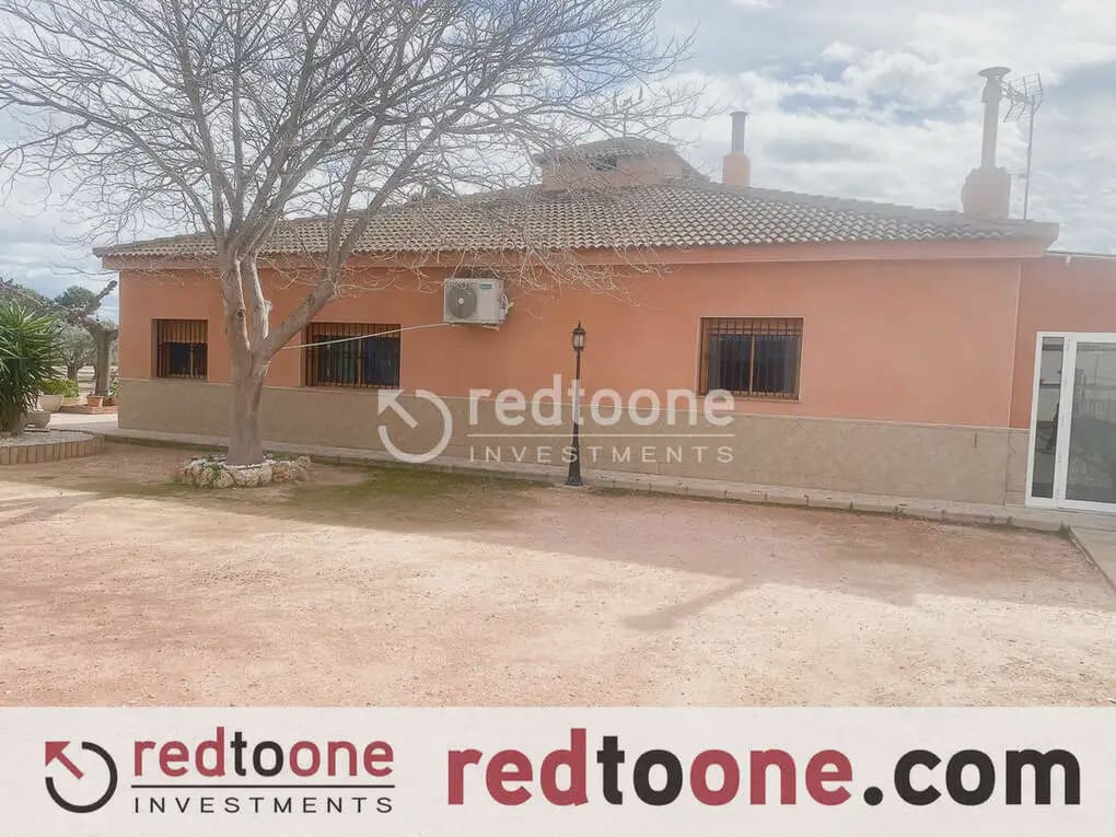 7 soveværelse Finca/Landehus til salg i Novelda med swimmingpool garage - € 489.000 (Ref: 10144801)