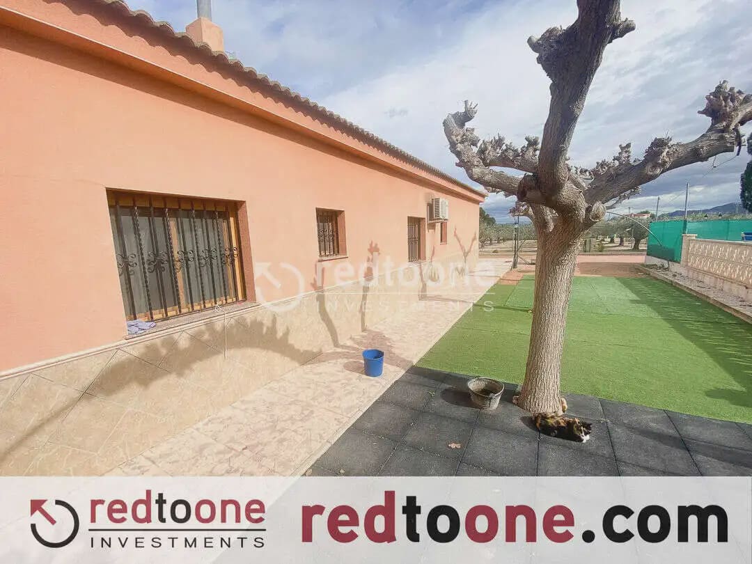 7 soveværelse Finca/Landehus til salg i Novelda med swimmingpool garage - € 489.000 (Ref: 10144801)