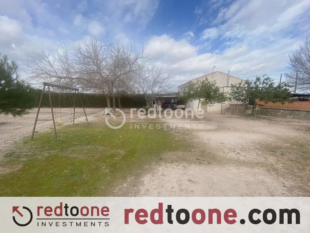 7 soveværelse Finca/Landehus til salg i Novelda med swimmingpool garage - € 489.000 (Ref: 10144801)