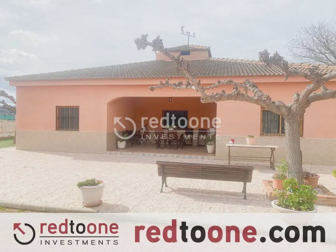 7 soveværelse Finca/Landehus til salg i Novelda med swimmingpool garage - € 489.000 (Ref: 10144801)