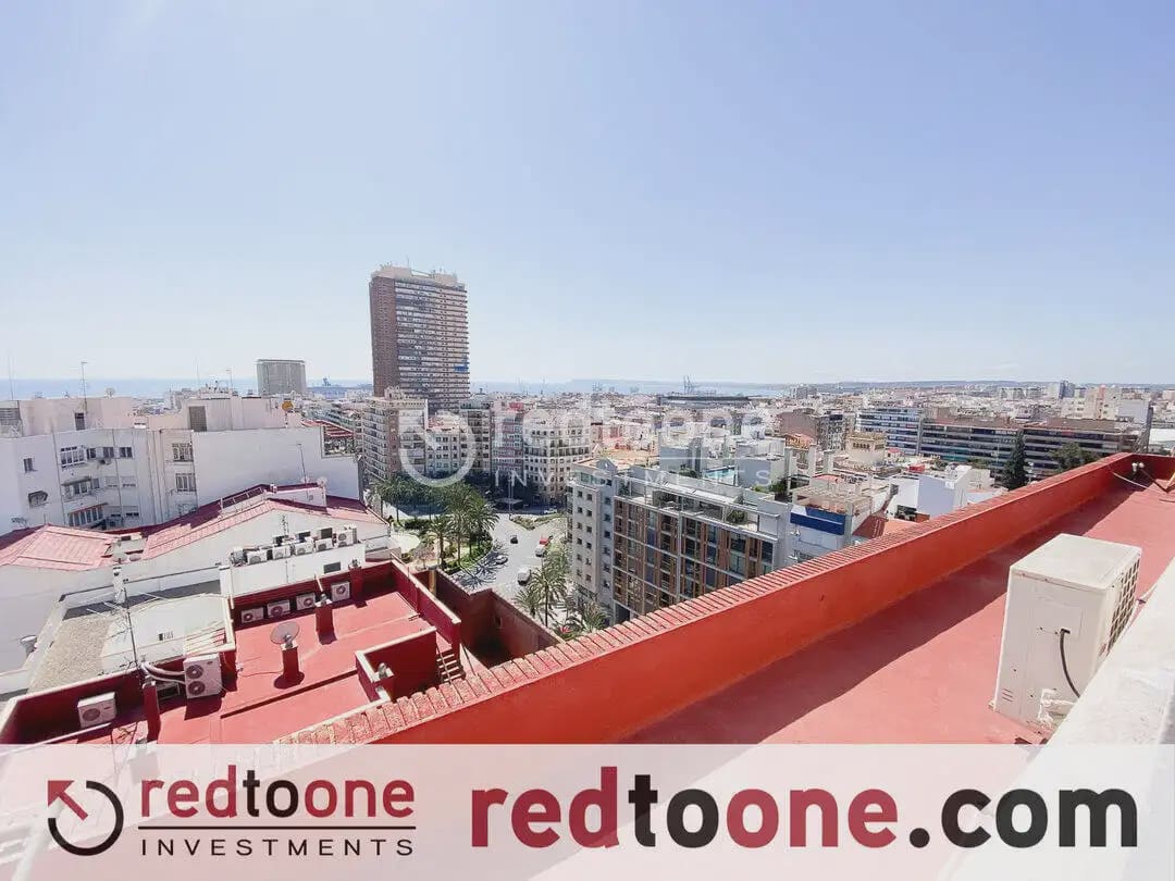 3 bedroom Flat for sale in Alicante / Alacant city - € 349,000 (Ref: 10144802)