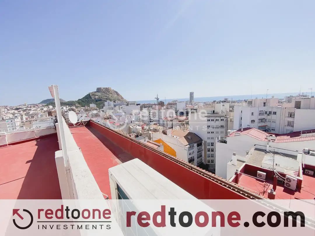 3 bedroom Flat for sale in Alicante / Alacant city - € 349,000 (Ref: 10144802)