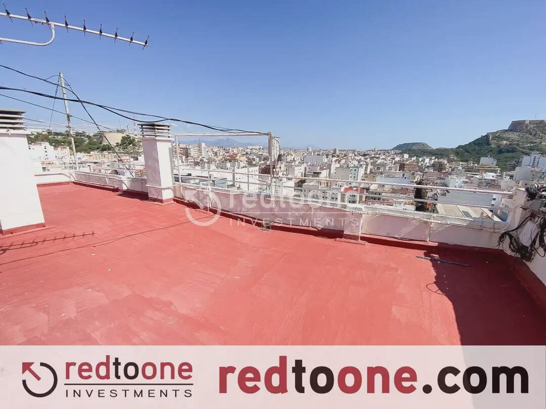 3 bedroom Flat for sale in Alicante / Alacant city - € 349,000 (Ref: 10144802)
