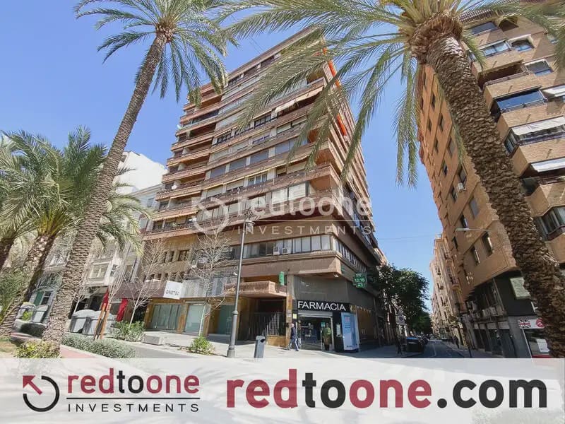 3 bedroom Flat for sale in Alicante / Alacant city - € 349,000 (Ref: 10144802)