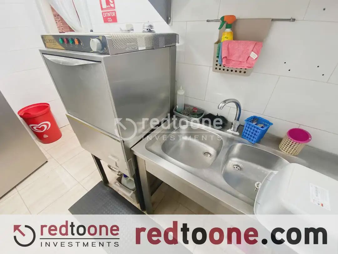 Commercial for rent in Elche / Elx - € 600 (Ref: 10144809)