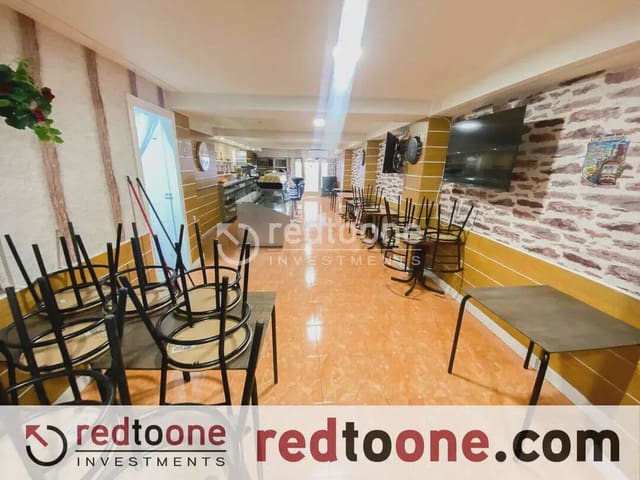Kaupallinen vuokrattavana paikassa El Pla de Sant Josep - L'Asil, Elche / Elx - 600 € (Ref: 10144809)