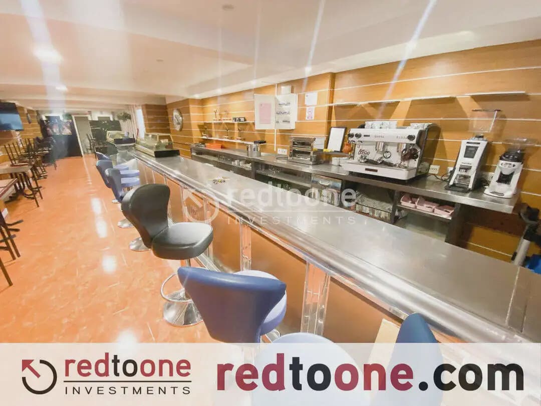 Commercial for rent in Elche / Elx - € 600 (Ref: 10144809)