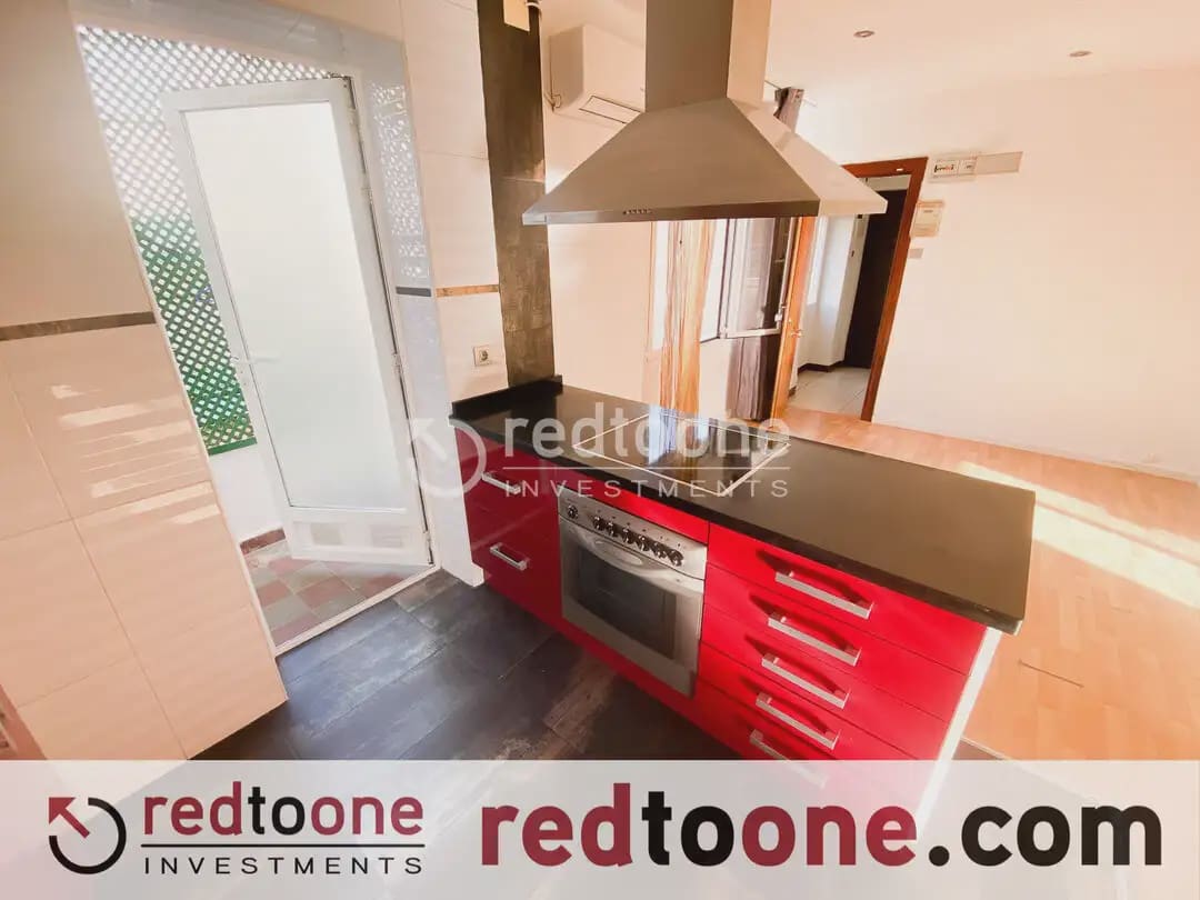 2 slaapkamer Flat te koop in Alicante stad - € 137.000 (Ref: 10144812)