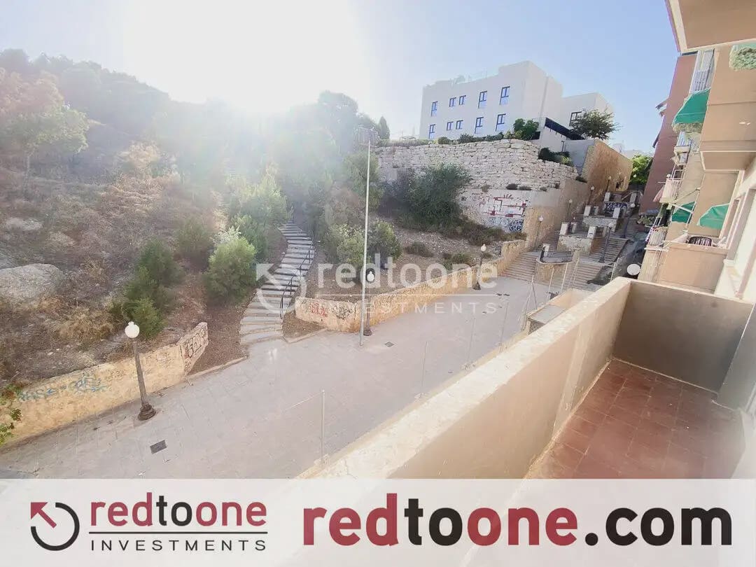 2 slaapkamer Flat te koop in Alicante stad - € 137.000 (Ref: 10144812)