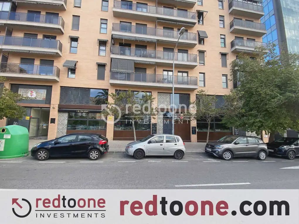 Erhverv til salg i Alicante by - € 600.000 (Ref: 10144821)