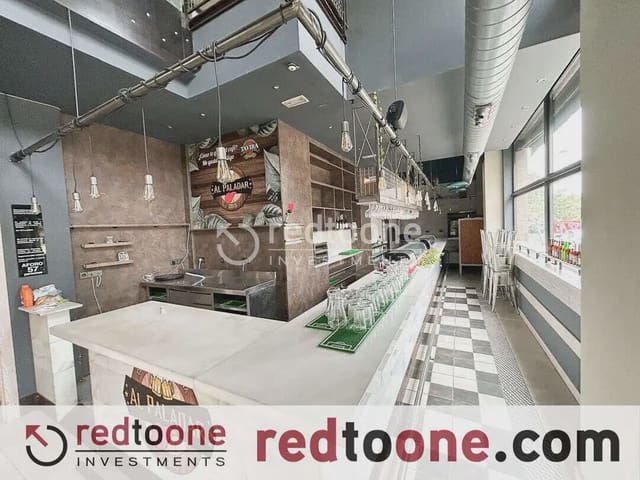 Commercieel te koop in Campoamor - Altozano, Alicante stad - € 600.000 (Ref: 10144821)