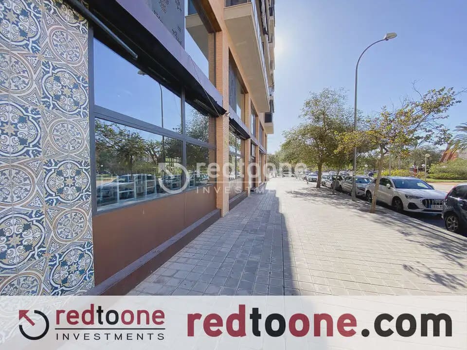Erhverv til salg i Alicante by - € 600.000 (Ref: 10144821)