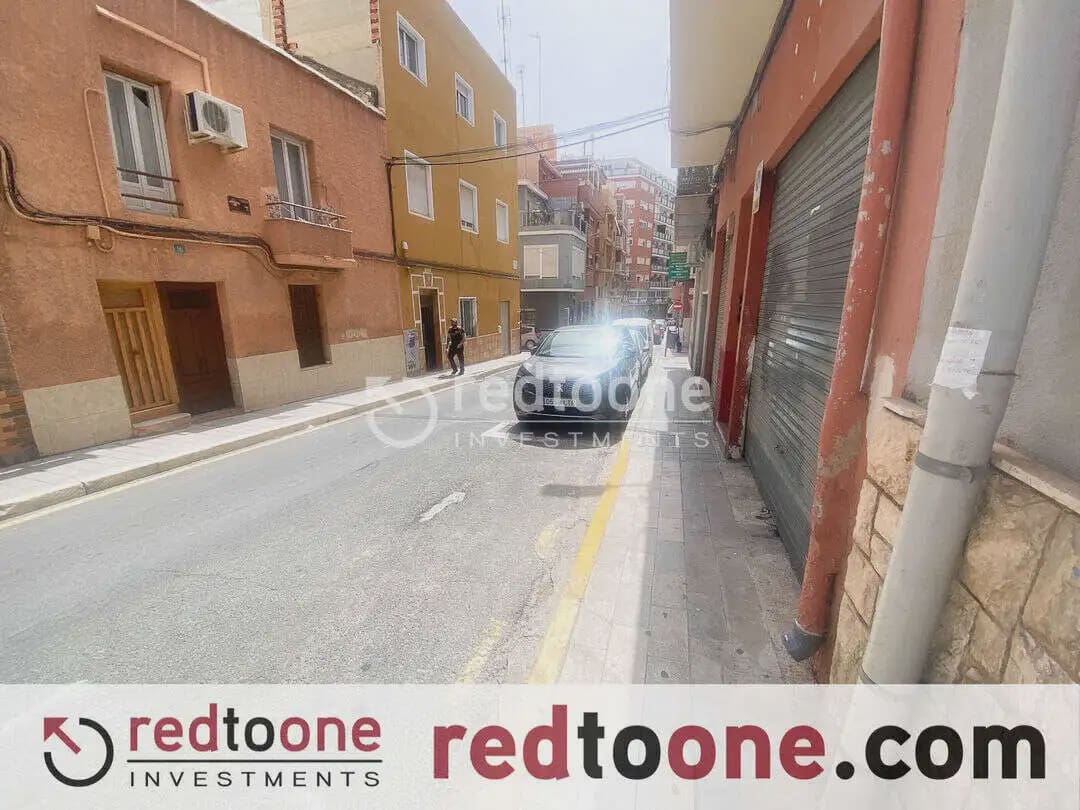 Komercyjne na sprzedaż w Miasto Alicante / Alacant - 68 000 € (Ref: 10144823)