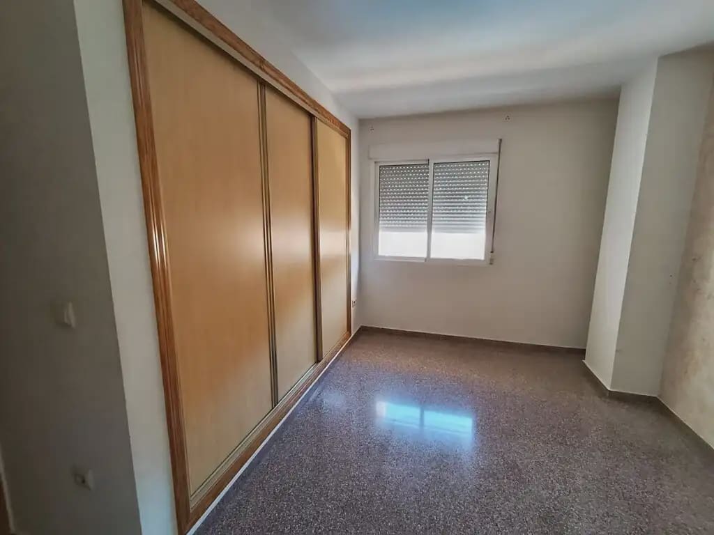 3 bedroom Flat for sale in Alicante / Alacant city with pool garage - € 260,000 (Ref: 10144824)