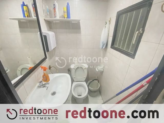 Commercieel te koop in Mercado, Alicante stad - € 108.000 (Ref: 10144829)