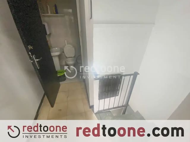 Commercieel te koop in Mercado, Alicante stad - € 108.000 (Ref: 10144829)