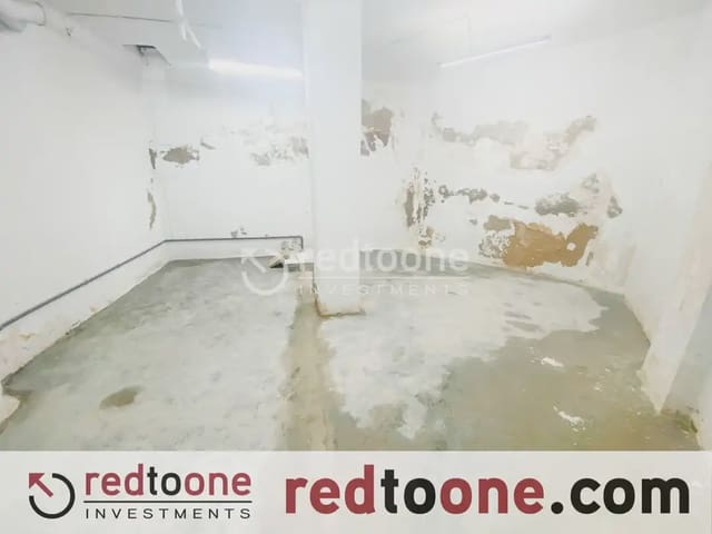 Commercieel te koop in Mercado, Alicante stad - € 108.000 (Ref: 10144829)