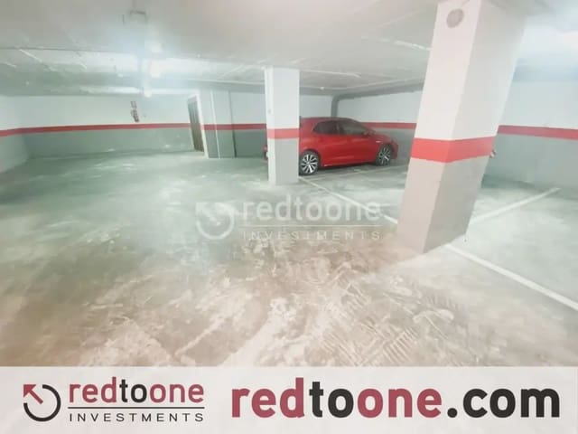 Garage te huur in San Antón, Alicante stad - € 120 (Ref: 10144831)