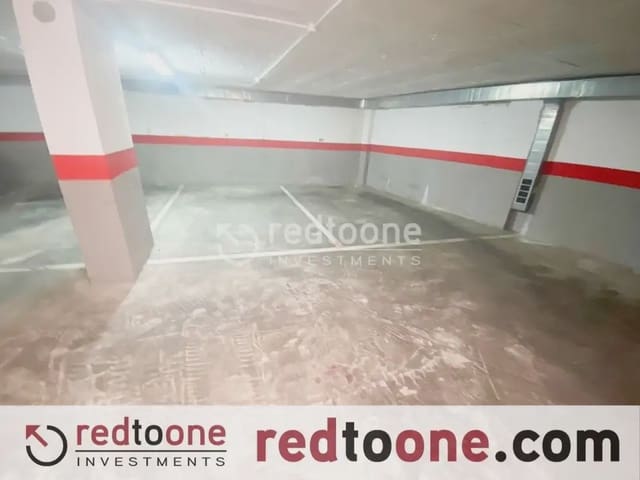 Garage te huur in San Antón, Alicante stad - € 120 (Ref: 10144831)